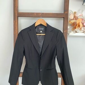 Black Women's Tailored Blazer